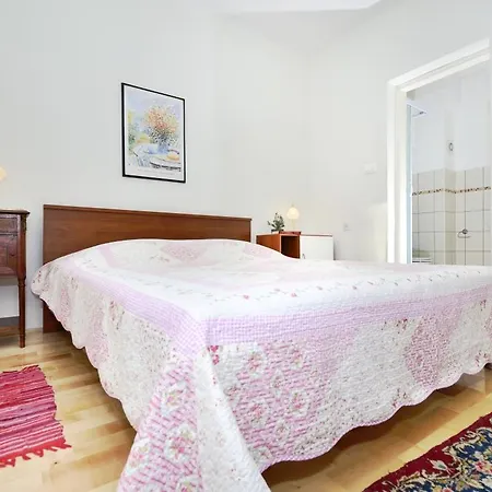 Lena Apartment Makarska