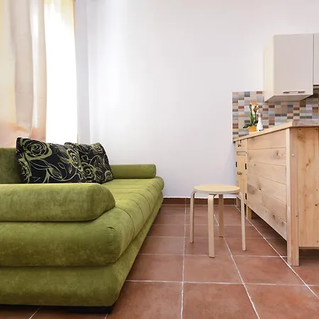 Lena Apartment *